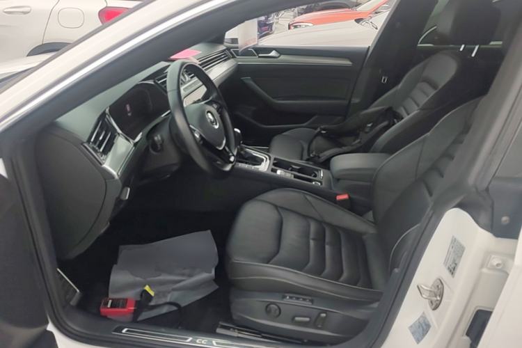 Used Volkswagen FAW-Volkswagen CC 2020 330TSI Glamour Edition China VI Standard Left Front Seat