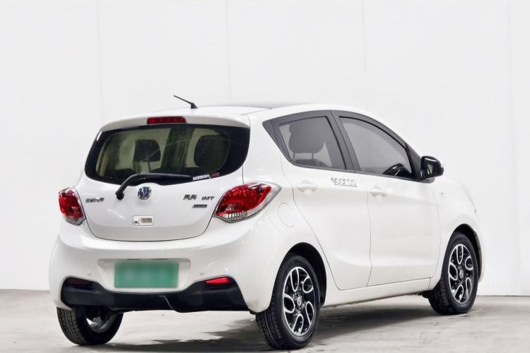 Used CHANGAN Benni 2015 1.4L IMT Sunroof Version China IV Standard
