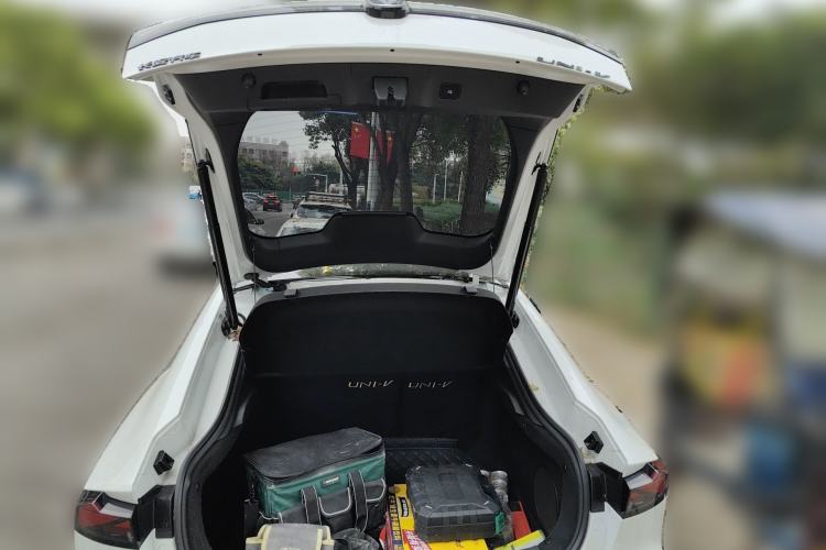 Used CHANGAN UNI-V 2022 2.0T Leading-Speed Edition
