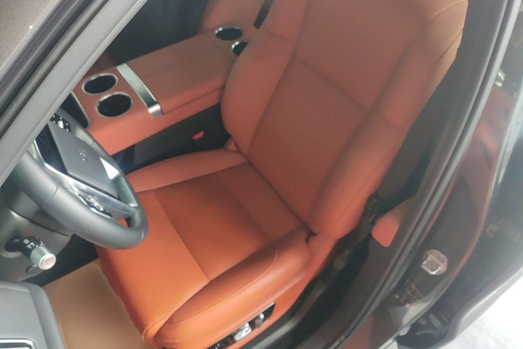 Used Li Auto L8 2025 Ultra Smart Refreshed Edition
