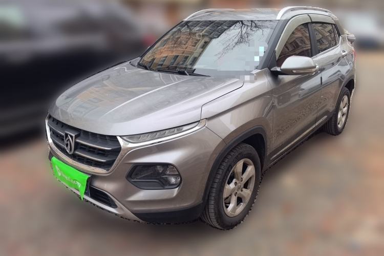 Used Baojun 510 2017 1.5L Automatic Fashion Model