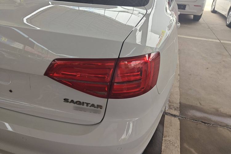 Used Volkswagen Sagitar 2017 230TSI Automatic Comfort Version