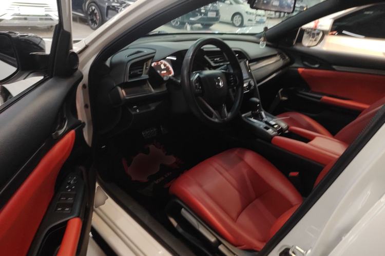 Used Honda Civic 2021 HATCHBACK 220TURBO CVT Trendy Cool Edition Left Front Seat