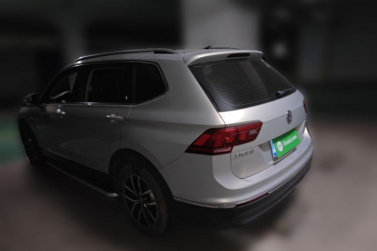 Used Volkswagen Tiguan L 2018 330TSI Automatic Two-Wheel Drive Luxury Edition Rear Left 45 Deg