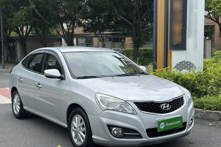 Used Hyundai Celesta 2015 1.6L Automatic Comfort Model
