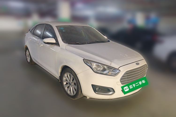 Used Ford Escort 2017 Happiness Edition 1.5L Automatic Fashion Version Front Right 45 Deg