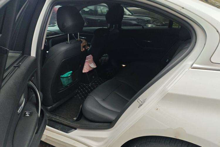 Used BMW 3 Series 2018 320Li Fashion Model Left Rear Seat