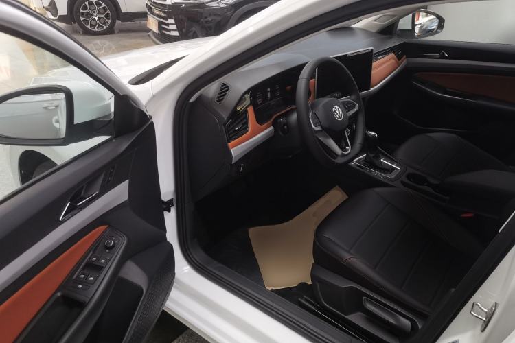 Used Volkswagen Bora 2025 Facelifted 200TSI DSG Yuexing Navigation Edition
