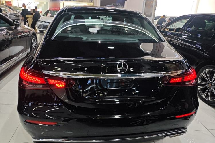 Used Mercedes-Benz E-Class 2022 E 260 L Rear