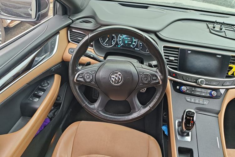 Used Buick LaCrosse 2016 20T Luxury Model Steering Wheel
