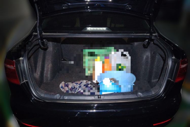 Used Volkswagen Lavida 2013 Revised Classic 1.6L Automatic Fashion Edition Trunk