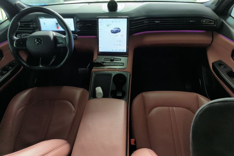 Used Nio EC6 2020 605 km Sport Edition Center Console