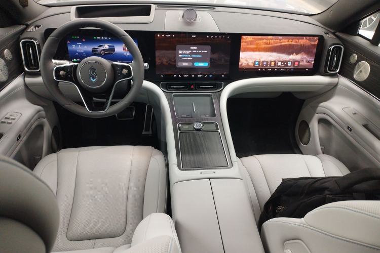 Used Hima AITO M9 2024 Range-Extended Ultra Version 42 kWh 6-Seater Model
