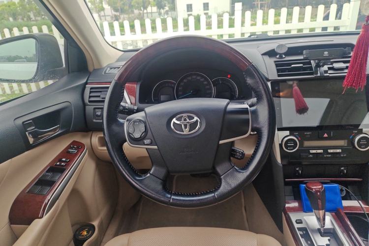 Used Toyota Camry 2013 2.0G Comfort Edition
