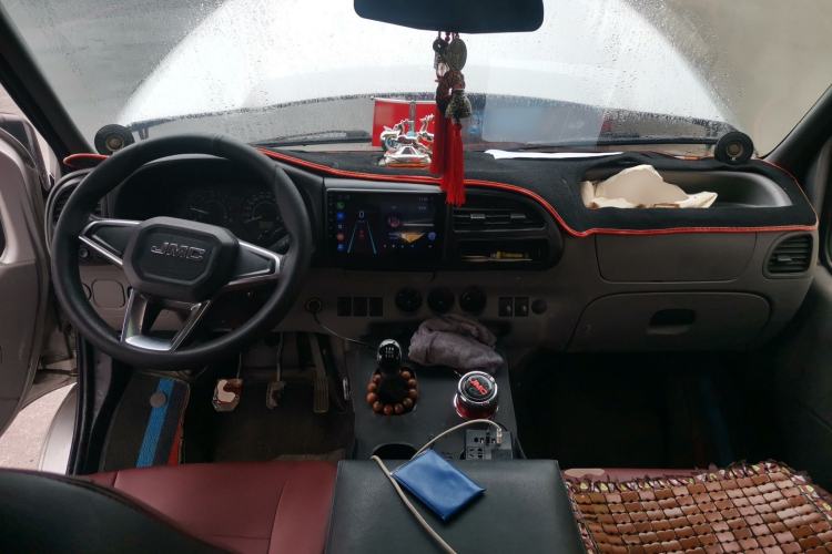 Used JMC Transit 2017 2.8T Commercial Version Short Wheelbase Low-Roof 6/7/8-Seater JX493 Center Console