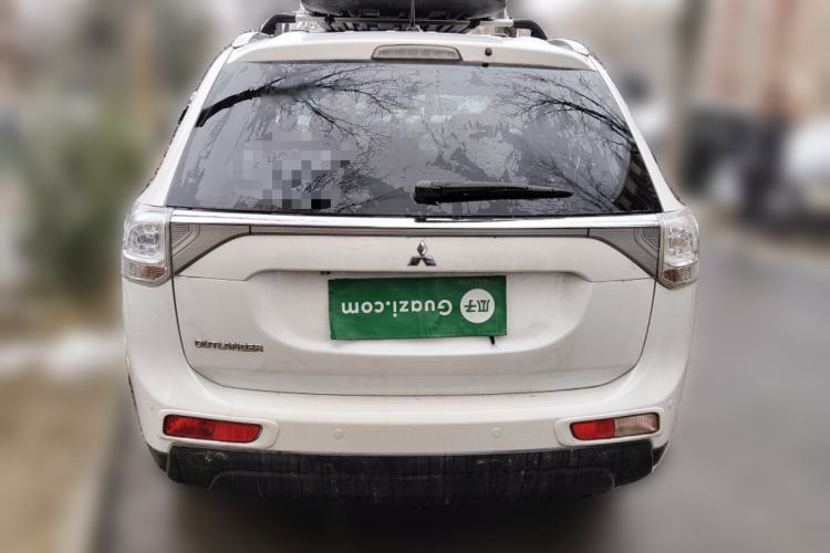 Used Mitsubishi Outlander 2014 2.4L 4x4 Deluxe Value Edition 5 Seats