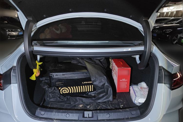 Used BYD Qin L 2024 DM-i 120KM Leading Model Trunk