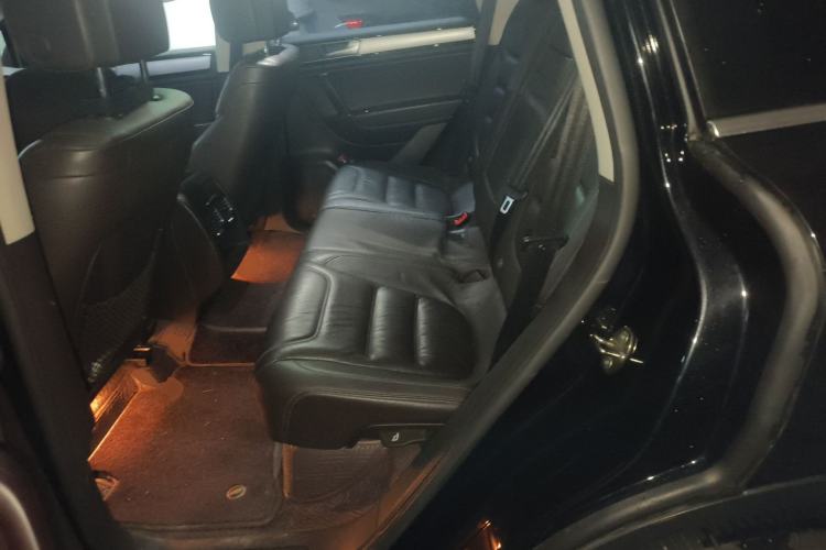 Used Volkswagen Touareg 2016 3.0 TSI Standard Version Left Rear Seat