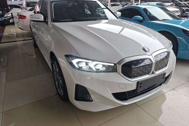 Used BMW i3 2022 eDrive 35 L
