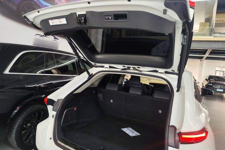 Used Toyota Venza 2023 2.0L CVT Two-Wheel Drive Prestige Version