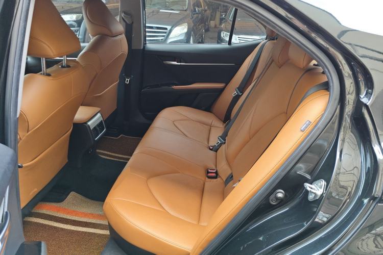 Used Toyota Camry 2019 Revised Version Dual-Engine 2.5 HG Luxury Edition
