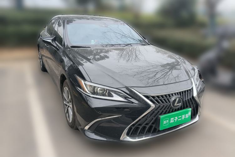 Used Lexus ES 2024 200 Premium Edition
