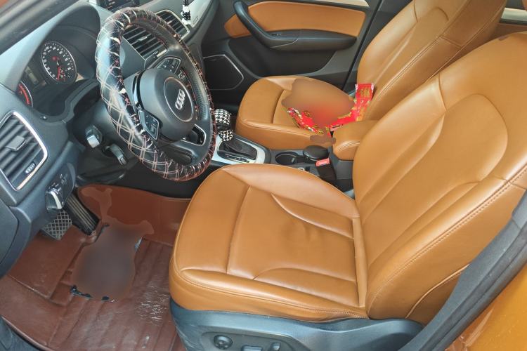 Used Audi Q3 2013 35 TFSI quattro Luxury Model Left Front Seat