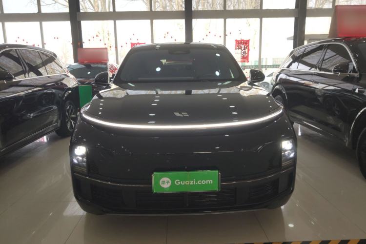 Used Li Auto L8 2023 Pro Model Front