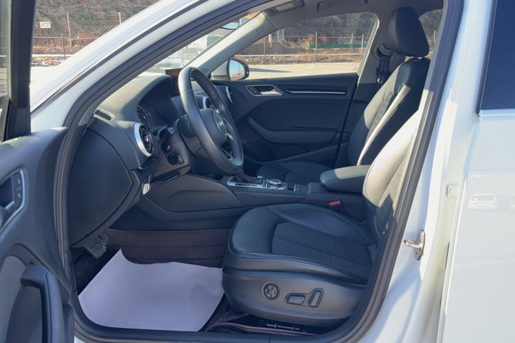 Used Audi A3 2020 Sportback 35 TFSI Fashion Edition China VI Emission Standard