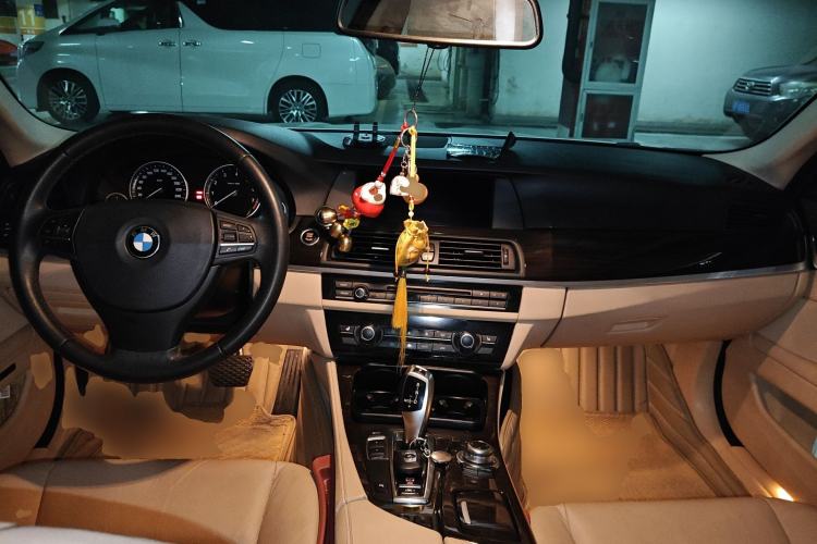 Used BMW 5 Series 2012 530Li Leading Model