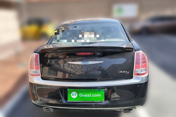 Used Chrysler 300C 2012 3.6L Luxury Edition
