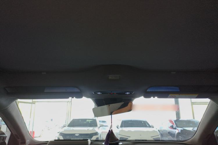 Used Geely Galaxy E8 2024 620 km All-Wheel-Drive Starship Performance Edition
