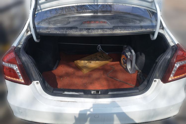 Used Geely Auto Diamond 2016 1.5L Manual Elite Version China IV Standard