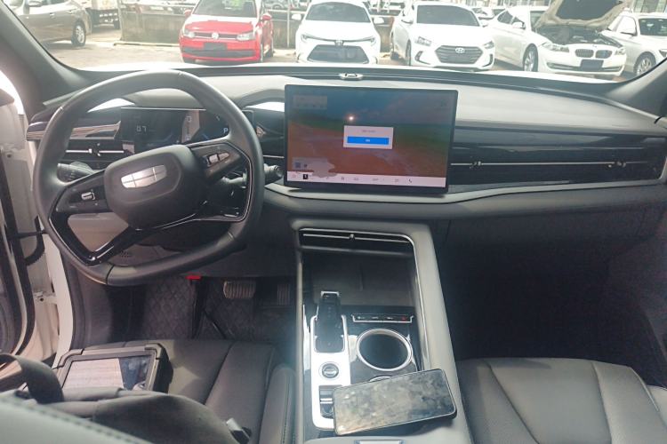 Used Geely Auto Emgrand X7 Sport 2026 Model 1.5TD Aspirational Center Console