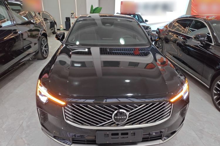 Used Volvo S90 2026 B5 Zhiyuan Luxury Edition