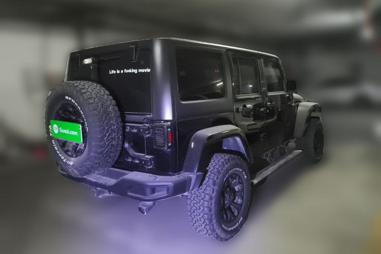 Used Jeep Wrangler 2017 3.0L Sahara Four-Door Comfort Edition
