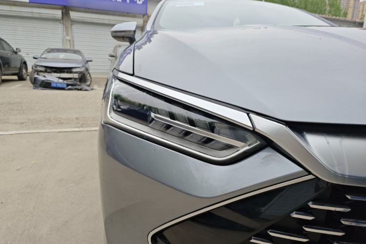 Used BYD Qin PLUS 2023 Champion Edition DM-i 55KM Leading Model
