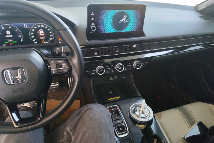 Used Honda Civic 2023 2.0L eHEV Sharp Edition Interior 2