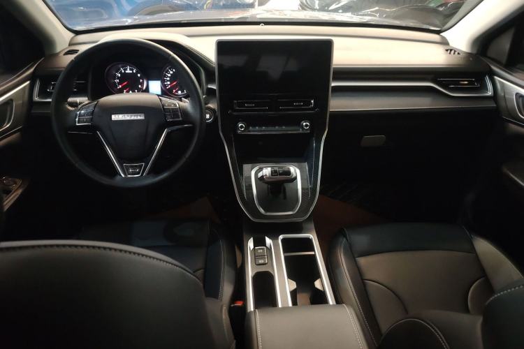 Used Haval M6 2021 PLUS 1.5T DCT Prestige Smart Connectivity Model
