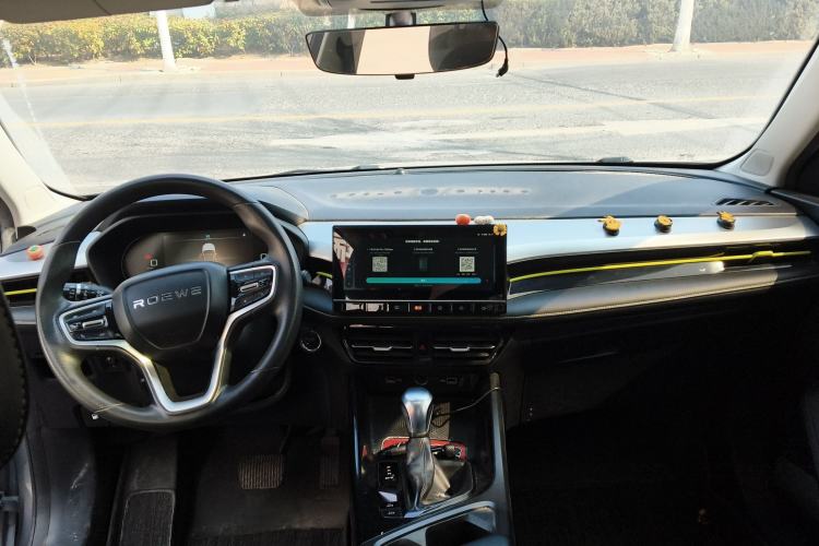 Used Roewe i5 2021 1.5L CVT Diamond Edition