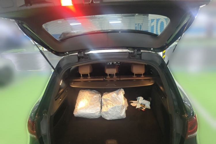 Used Mercedes-Benz GLC 2020 Facelifted GLC 260 L 4MATIC Dynamic Edition