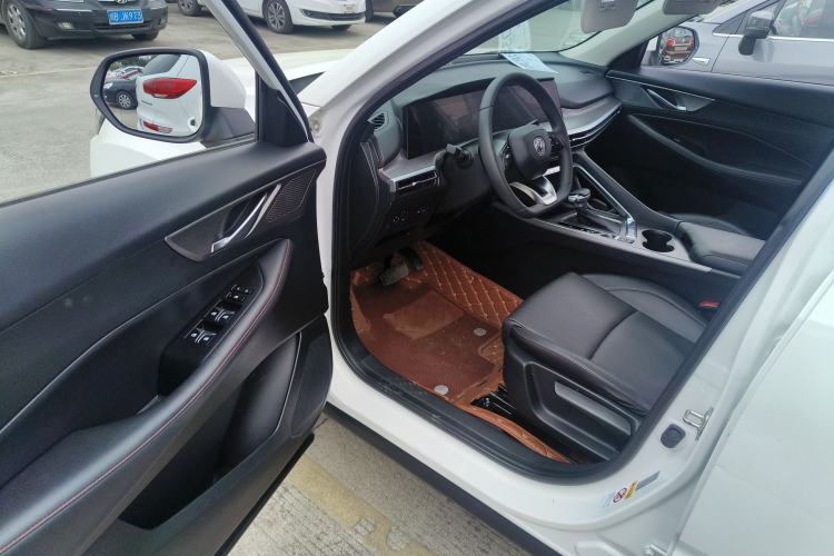 Used CHANGAN CS35PLUS 2021 Blue Whale NE 1.4T DCT Luxury Model