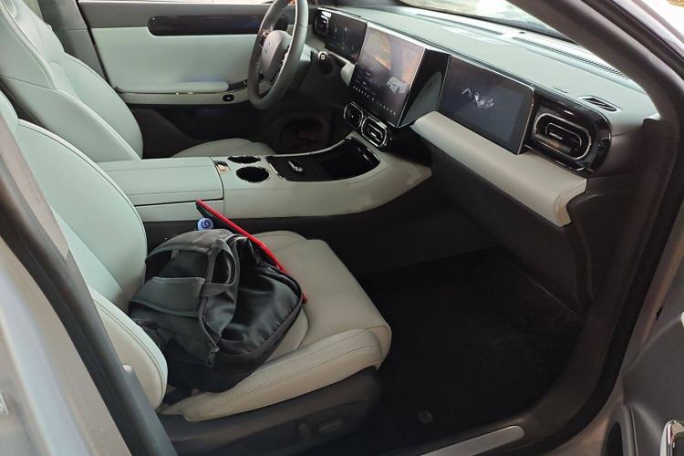 Used Leapmotor C01 2022 Four-Wheel Drive Dual-Motor High-Performance Version
