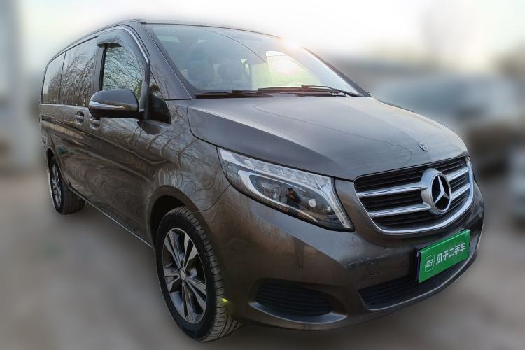 Used Mercedes-Benz V-Class 2017 V 260 Avantgarde Edition