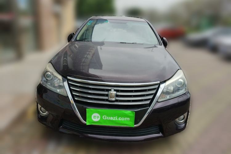 Used Toyota Crown 2012 2.5L Royal Leather Edition Front