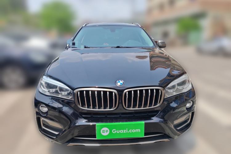 Used BMW X6  Front