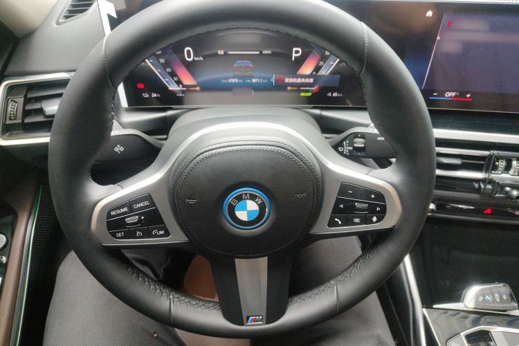 Used BMW i3 2022 eDrive 35 L Steering Wheel