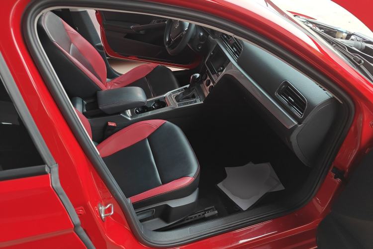 Used Volkswagen Lamando 2019 230TSI DSG Vision Edition China VI Standard Right Front Seat