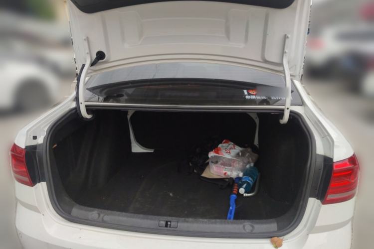 Used Volkswagen Lavida 2017 1.6L Automatic Fashion Edition