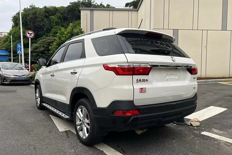 Used Dongfeng Fengon S560 2018 1.8L Manual Urban Model 7 Seats
